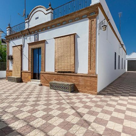 Lovely Home In Sevilla With Kitchenette Ginés Esterno foto