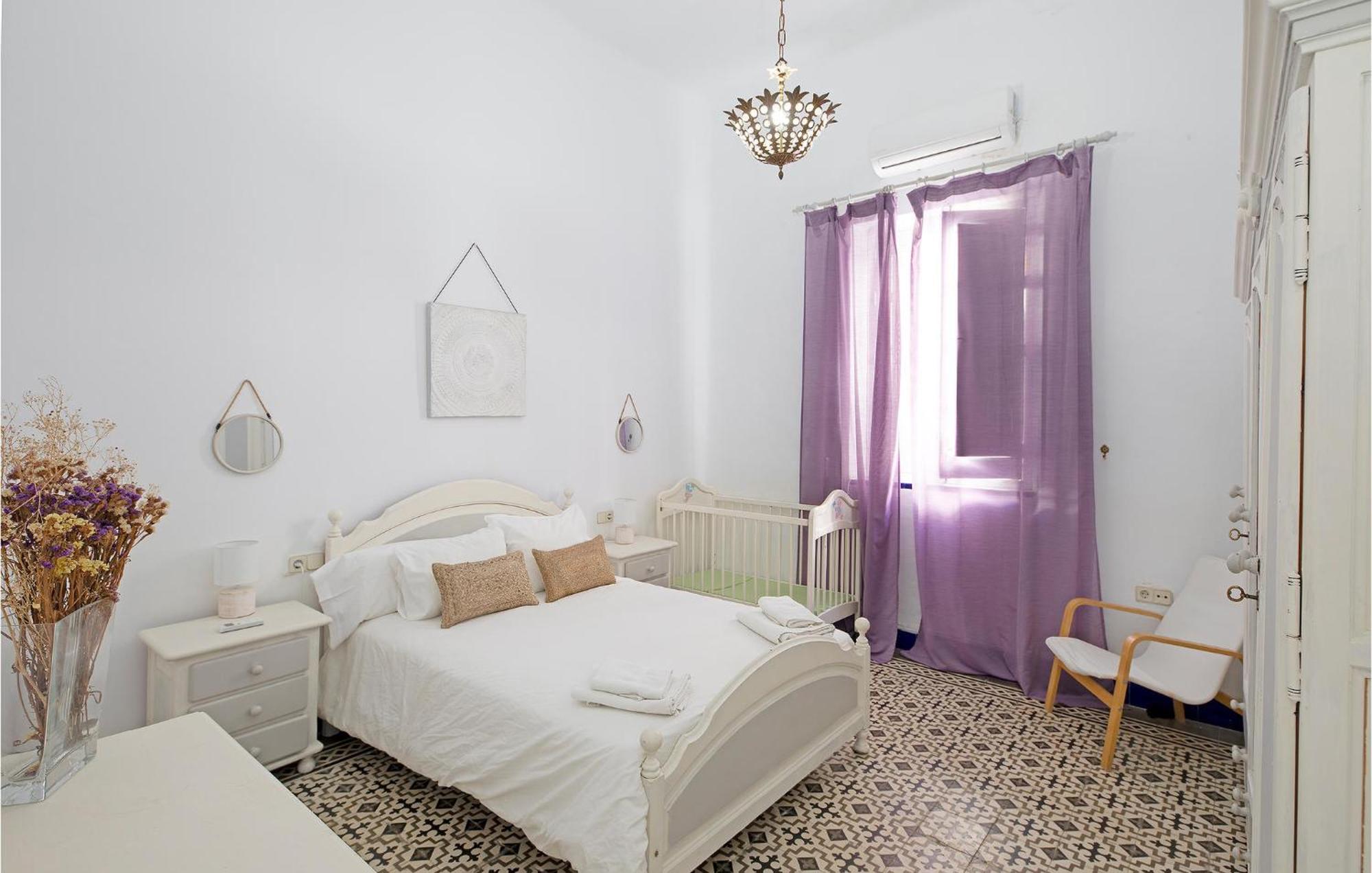 Lovely Home In Sevilla With Kitchenette Ginés Esterno foto